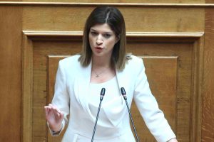 Νοτοπούλου: Τέλος στο αποτυχημένο πρόγραμμα το «Σπίτι μου» – “Mόνο το 6% των δανείων έχει εκταμιευθεί σε 4 μήνες”
