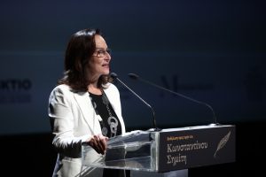 Σάλος με δηλώσεις Διαμαντοπούλου για τους μετανάστες, vid