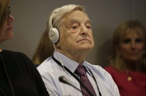 Αυτό απάντησε η πλευρά του Σόρος στο δημόσιο ξέσπασμα Τραμπ