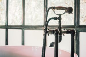 Θεσσαλονίκη: Προκαταρκτική έρευνα για τον θάνατο της 24χρονης από ηλεκτροπληξία στο ντουζ