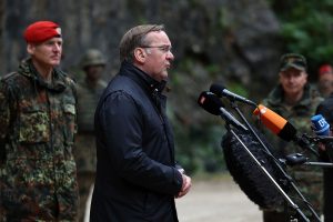 Γερμανός ΥΠΕΘΑ: Να είμαστε έτοιμοι για πόλεμο (με την Ρωσία) μέχρι το 2029 – ΒΙΝΤΕΟ