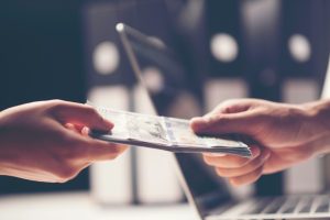 Το νέο «σπορ» του Έλληνα! 75 καταγγελίες/ημέρα από πολίτες για φοροδιαφυγή, vid