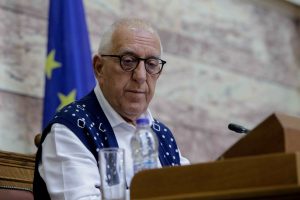 Ο Ν.Κακλαμάνης παρακολούθησε Αριστοφάνη στο Σωφρονιστικό Κατάστημα Κορυδαλλού