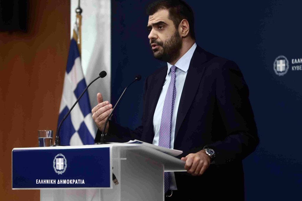 Μαρινάκης: Ο Ανδρουλάκης θα συμφωνήσει στο να διαφυλαχθεί ο ιερός συμβολισμός του μνημείου του Αγνώστου Στρατιώτη;