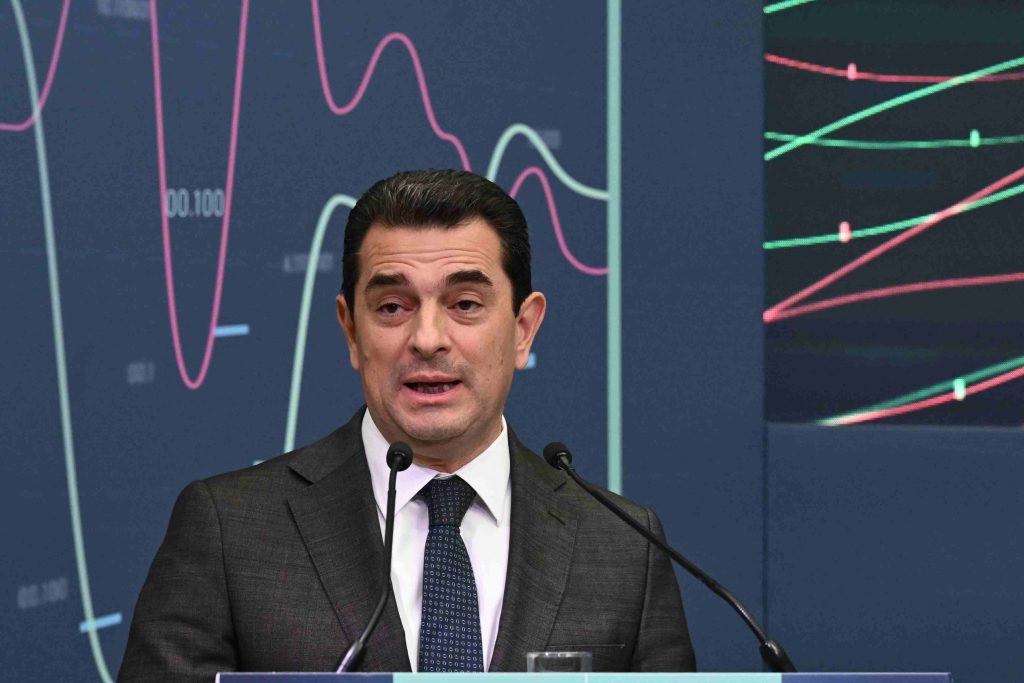 Σκρέκας: Η μάχη με την ακρίβεια συνεχίζεται