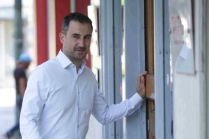 Αλέξης Χαρίτσης: “Γάμος ομόφυλων ζευγαριών: τώρα, όχι αύριο”