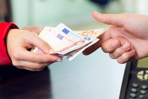 Αναδρομικά: Το φθινόπωρο αναμένεται η κρίσιμη απόφαση του ΑΕΔ – Τα σενάρια που εξετάζονται