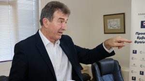 Χρυσοχοΐδης για ενδοοικογενειακή βία: «Τα μέτρα έχουν αποδώσει, όμως έχουμε δρόμο…»- 50 panic button κάθε μήνα