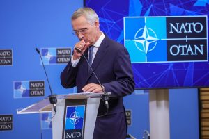 Στόλτενμπεργκ: «Το ΝΑΤΟ δεν είναι και δεν θα γίνει μέρος της σύγκρουσης στην Ουκρανία»!