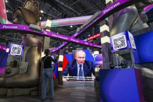 Μέσω των BRICS στο… «ψηφιακό χάραγμα»!  Βοηθός του Πούτιν αποκαλύπτει
