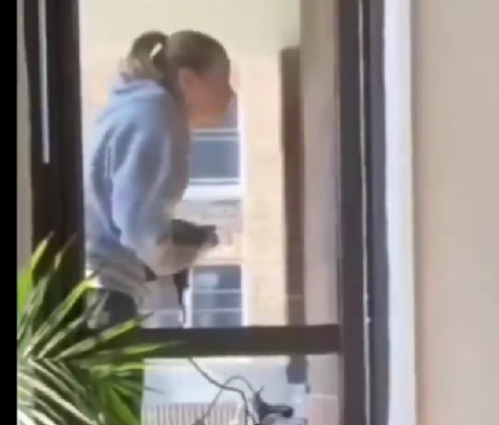Αυτό που έκανε «γονάτισε» το Twitter, vid