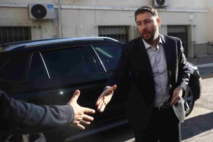 Ανδρουλάκης: «Μία στις τρεις κλινικές κινδυνεύει με αναστολή λειτουργίας στην Κεντρική Μακεδονία»