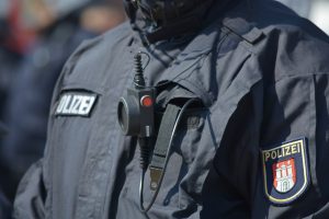 Ελληνική Αστυνομία: Απόφαση για χρήση καμερών σώματος στην Αθήνα σήμερα από τις 15.00
