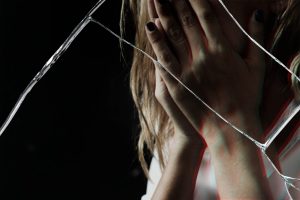 Στην φυλακή ο 44χρονος για τον κατ’ εξακολούθηση βιασμό 16χρονης στον Κολωνό