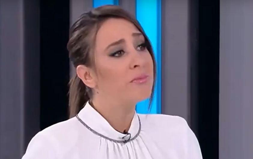 Δάκρυσε στον «αέρα» δημοσιογράφος στο Open! Ιδού ο λόγος – ΒΙΝΤΕΟ