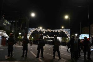 Με εντολή της ΕΛ.ΑΣ. έκλεισε ο σταθμός του Μετρό στο Σύνταγμα – Παραμένουν κλειστοί οι σταθμοί Πανεπιστήμιο – Μοναστηράκι