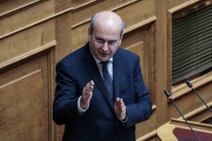 Χατζηδάκης: “Δεν έχουμε γίνει παράδεισος, αλλά σίγουρα τα πράγματα είναι διαφορετικά”