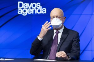 Ξαφνικός χαμός στο διαδίκτυο με τον Κλάους Σβαμπ! Τι προκάλεσε χιλιάδες σχόλια;
