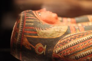 Aρχαιολόγοι που κυνηγούν τον τάφο της Κλεοπάτρας βρήκαν σήραγγα «γεωμετρικό θαύμα»