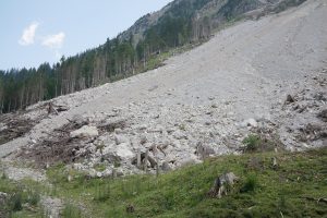 Κολομβία: Τουλάχιστον 33 νεκροί από κατολίσθηση – Τα περισσότερα θύματα είναι παιδιά (video)