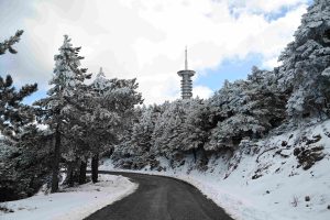 Aποκαταστάθηκε η κυκλοφορία των οχημάτων στη λεωφόρο Πάρνηθος