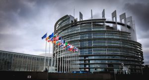 Ψήφισμα του Ευρωκοινοβουλίου για τις αμβλώσεις -Παροτρύνει όλα τα κράτη-μέλη να την νομιμοποιήσουν πλήρως