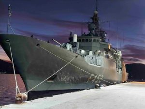 Η φρεγάτα ΥΔΡΑ έβαλε κατά μη επανδρωμένων στην Ερυθρά Θάλασσα