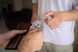 Εργαζόμενοι σε δήμο πληρώθηκαν…διπλάσιο μισθό λόγω τεχνικού λάθους
