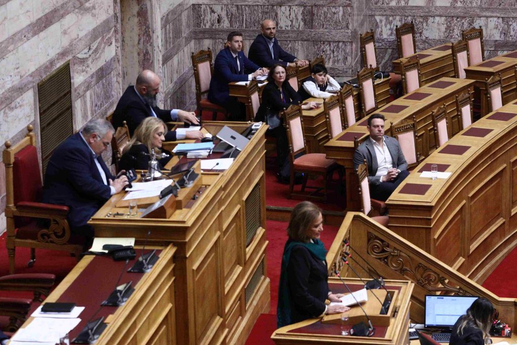 vouli mpakogianni kasselakis