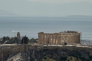 25η Μαρτίου: Με παρελάσεις, εκδηλώσεις και δρώμενα οι δήμοι της Αττικής τιμούν την Εθνική Επέτειο