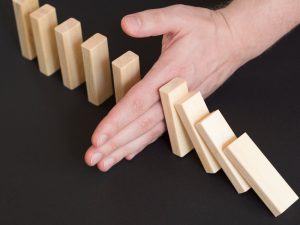 Κραχ στις ΗΠΑ: Θα καταρρεύσει ολόκληρος ο πλανήτης; Ή μήπως όχι;