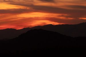 «Χωρίστηκε» ο ουρανός στα δύο: Αληθινό ή μοντάζ; vid
