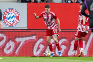 Αυτός είναι Ολυμπιακός: Θρυλική τριάρα στο Μόναχο επί της Μπάγερν