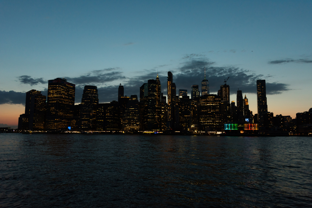 «Πέφτει» η Νέα Υόρκη! Σημεία των καιρών στην Αμερική – ΒΙΝΤΕΟ