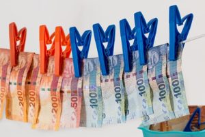 Europol: “Το 86% των εγκληματικών συμμοριών της Ευρώπης χρησιμοποιούν «νόμιμες εμπορικές δομές”