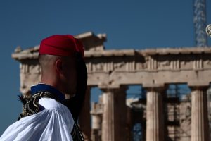 Μοναδικό θέαμα! Εύζωνες στο κέντρο της Νέας Υόρκης, vid