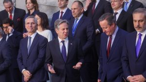 ΗΠΑ: Ο Μπλίνκεν καλεί “όλες τις πλευρές” στην Μέση Ανατολή να προχωρήσουν σε αποκλιμάκωση