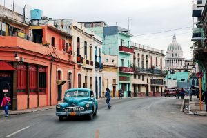 Τι κάνουμε αν μας βρει ο σεισμός μέσα στο αυτοκίνητο