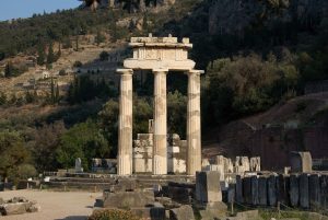 Δελφoί: Σε εξέλιξη το έργο αποκατάστασης του Αρχαίου Θεάτρου