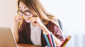 Εργασία: Το 70% των επιχειρήσεων αναζητούν προσωπικό – Οι μεγάλοι οργανισμοί επενδύουν στους νέους εργαζόμενους