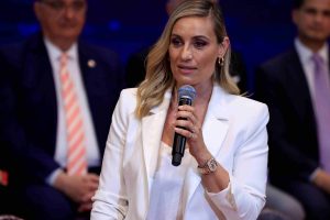 Μελέτη: “Ήμουν τόσο ταγμένη στη θρησκεία που έκανα τατουάζ ένα μεγάλο σταυρό, έκανα τάματα” vid
