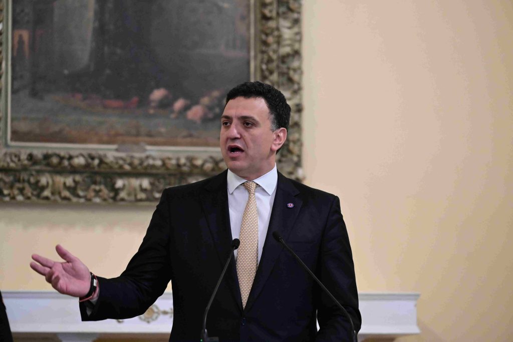 Β. Κικίλιας από Κάλυμνο: «Το νησί πρέπει να έχει σταθερή ακτοπλοϊκή σύνδεση όλο τον χρόνο»