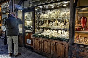 Χαλκιδική: Ένοπλη ληστεία σε κοσμηματοπωλείο στην Κασσάνδρα