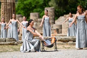 “Παρίσι 2024”: Aύριο η τελετή αφής της Ολυμπιακής Φλόγας στην Αρχαία Ολυμπία