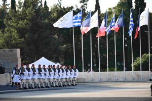 Γαλλικά ΜΜΕ: Αναφέρονται στη χθεσινή τελετή παράδοσης της Ολυμπιακής φλόγας από την Ελλάδα στη Γαλλία
