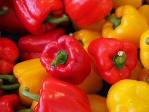 Πώς να διατηρήσετε φρέσκιες τις πιπεριές στο ψυγείο για περισσότερο καιρό