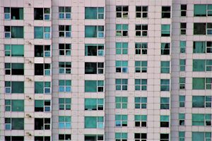 Μόνο στην Κίνα: Πολυκατοικία στεγάζει περίπου 20.000 άτομα! (video)