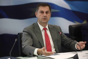 Θεοχάρης: Τις πρώτες μέρες θα δούμε αυξήσεις στα καύσιμα λόγω Μεσανατολικού -Όχι σε νέα επιδόματα ενόψει Πάσχα (video)