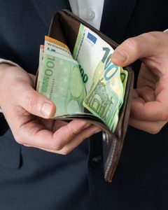 e-ΕΦΚΑ: Πότε καταβάλλονται οι συντάξεις μηνός Δεκεμβρίου 2024