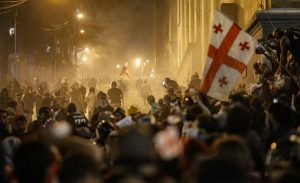 Η φιλοδυτική πρόεδρος της Γεωργίας δεν υπογράφει νόμο που σχετίζεται με τους LGBTQ